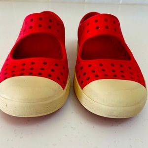 Girls Native Shoes Red Maryjanes Juniper Size 10